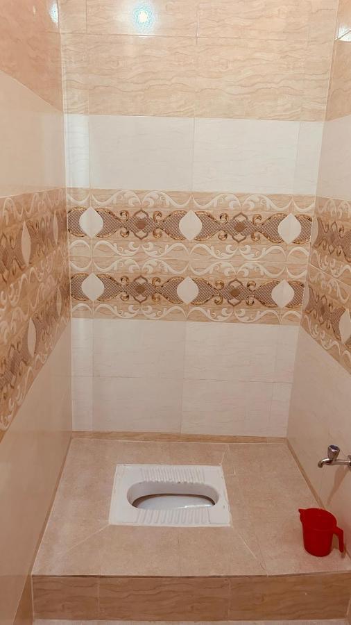Tandon Lodge On The Ganga Ghat Homestay Varanasi Exterior photo
